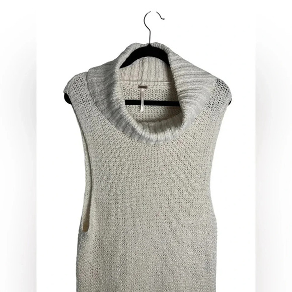 Free People White Horses Cream knit tunic sweater sz Small - Picture 4 of 6